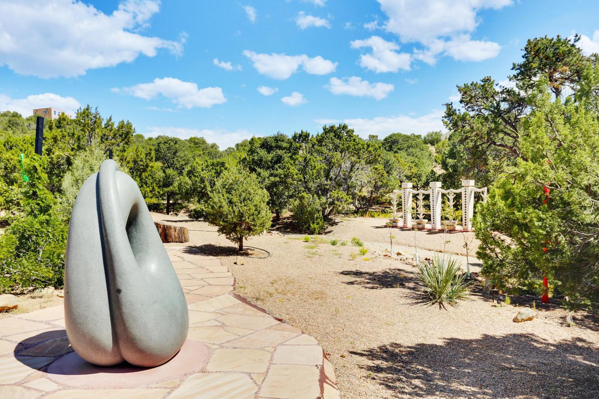 Hébergement de vacances Sunlit Hills Art And Views