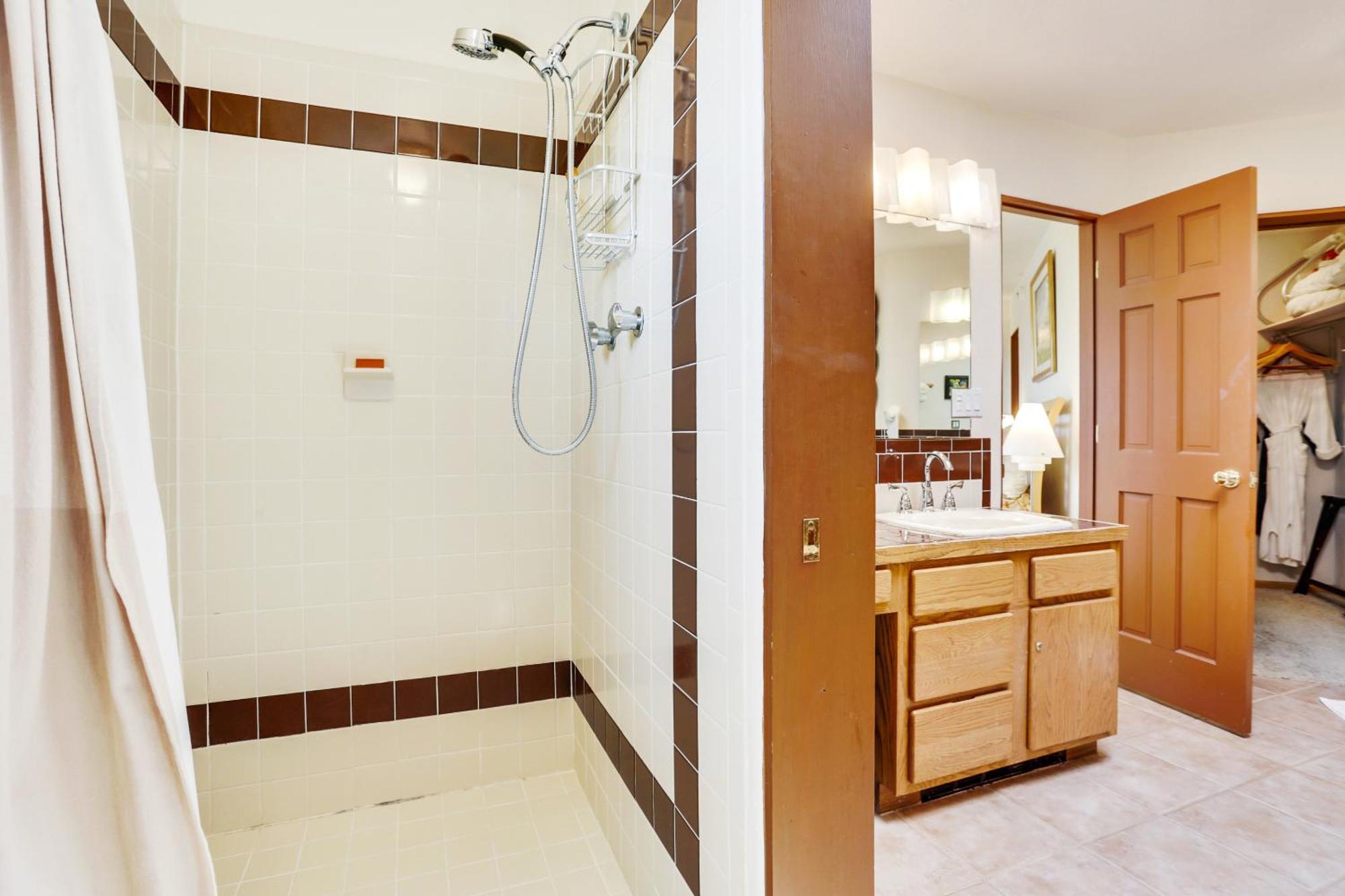 Hébergement de vacances Sunlit Hills Art And Views